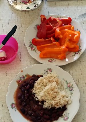 A picture of Red kidney beans and rice.