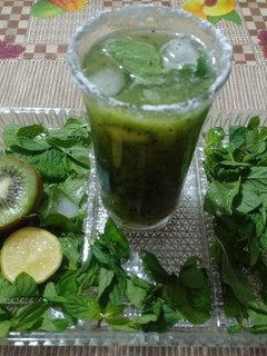 મોકટેલ (Mocktail Recipe in Gujarati) રેસીપી મુખ્ય ફોટો
