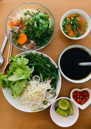Hình của món Hủ tiếu sườn - bò viên phô mai.