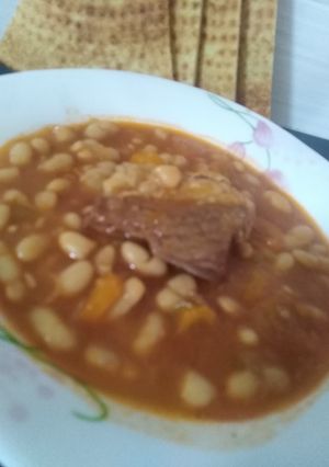 صورة لوصفة لوبيا حارة🌶️ و بنينة🤤