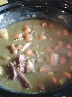 A picture of Split Pea Soup (crockpot).
