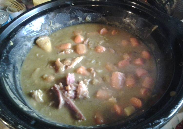 Easiest Way to Prepare Award-winning Split Pea Soup (crockpot)