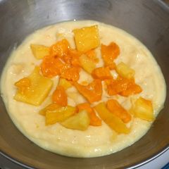 Diet Vanilla custard with mango cubes 🥭 🥭 A picture of Diet Vanilla custard with mango cubes 🥭 🥭.