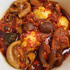 Ofada sauce A picture of Ofada sauce.
