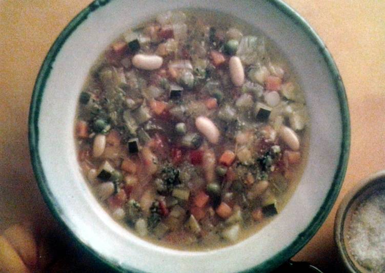 Minestrone with pesto Minestrone with pesto