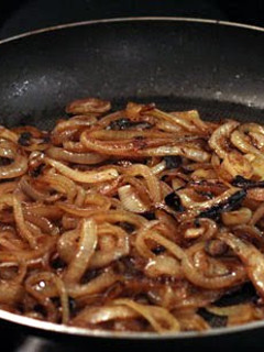 A picture of Caramelized Onions in Beer..