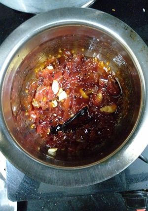 A picture of Sweet tomato chutney.