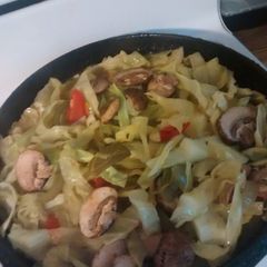A picture of Fried Curry Cabbage.