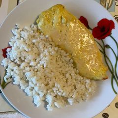 A picture of Yogurt curry-mustard chicken breasts.