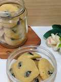 Kismis Butter Cookies