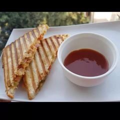 A picture of Bombay grilled sandwich.