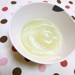 A picture of Easy Mildly Flavored Spring Cabbage Potage.