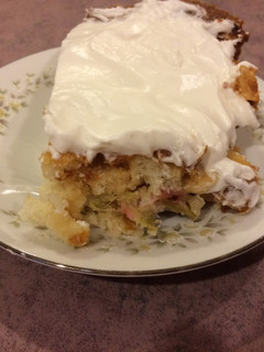 A picture of Rhubarb Cake.