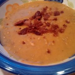 A picture of Split Pea and Bacon Soup.