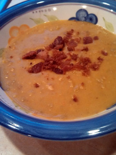 A picture of Split Pea and Bacon Soup.