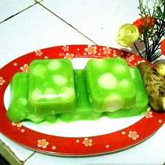 A picture of Puding polkadot susu jahe#bikin bareng.