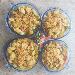 A picture of Cornflakes bhel.