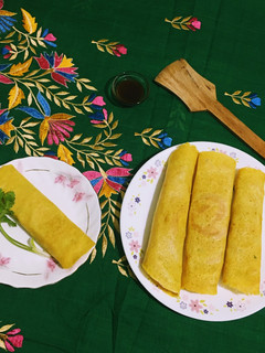 A picture of Stuffed Moong Dal Chila.