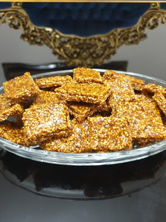 عکسی از دستور سوهان کنجدی گردویی