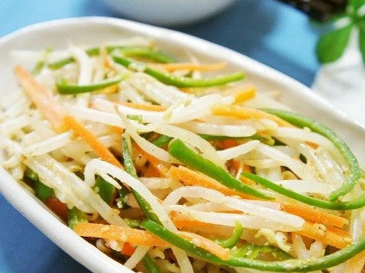 Easy Steps to Prepare|Recipe} Bean Sprouts, Peppers, and Carrot Namul (Korean-Style Salad) the So Delicious