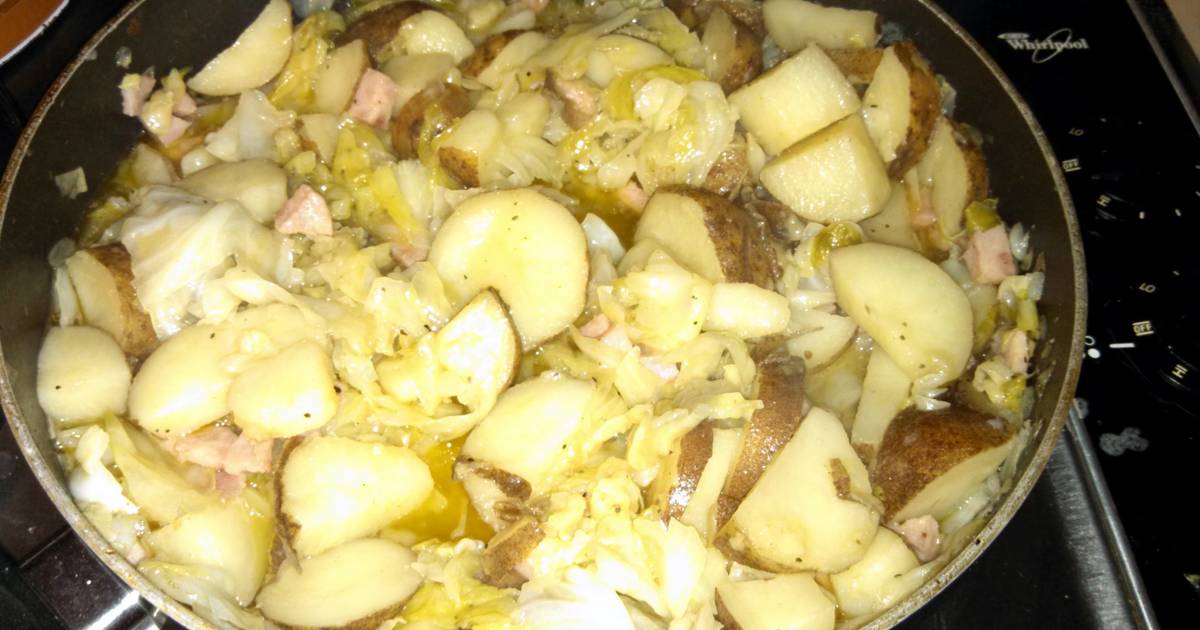 Fried Cabbage, Potatoes and Ham(optional) Recipe by CortneyGee - Cookpad