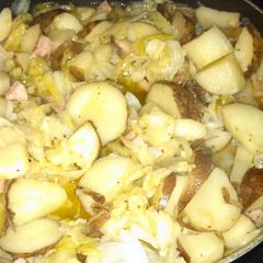 A picture of Fried Cabbage, Potatoes and Ham(optional).