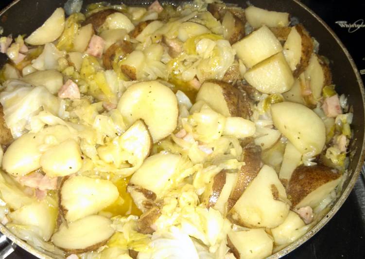 How to Prepare Any-night-of-the-week Fried Cabbage, Potatoes and Ham(optional)