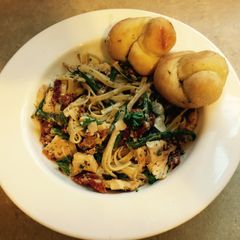 Creamy Pesto Fettuccine A picture of Creamy Pesto Fettuccine.