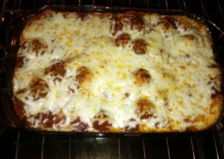 Steps to  Make baked meatball spaghetti Delicious