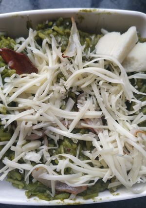 A picture of Palak Pulao.
