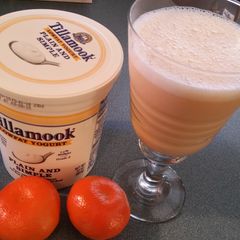 A picture of MANDARINE ORANGE Smoothie.