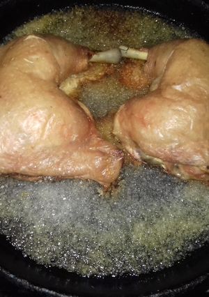 Una foto de Pollo a la sal