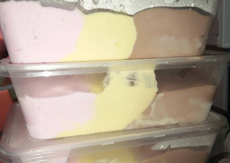 Langkah Mudah untuk Menyiapkan Ice cream ala walls, Lezat