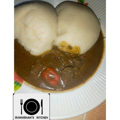 Tuwon semovita with baobab soup (Miyar Kuka) A picture of Tuwon semovita with baobab soup (Miyar Kuka).