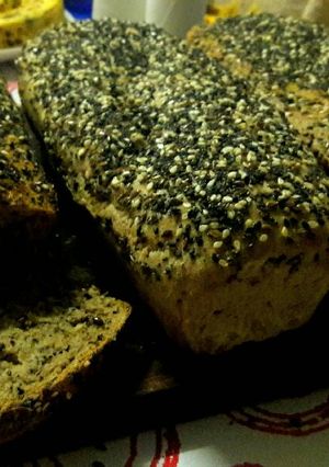 Una foto de Pan de salvado con semillas
