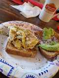 Sándwich de huevo con champiñones #CAMINO#