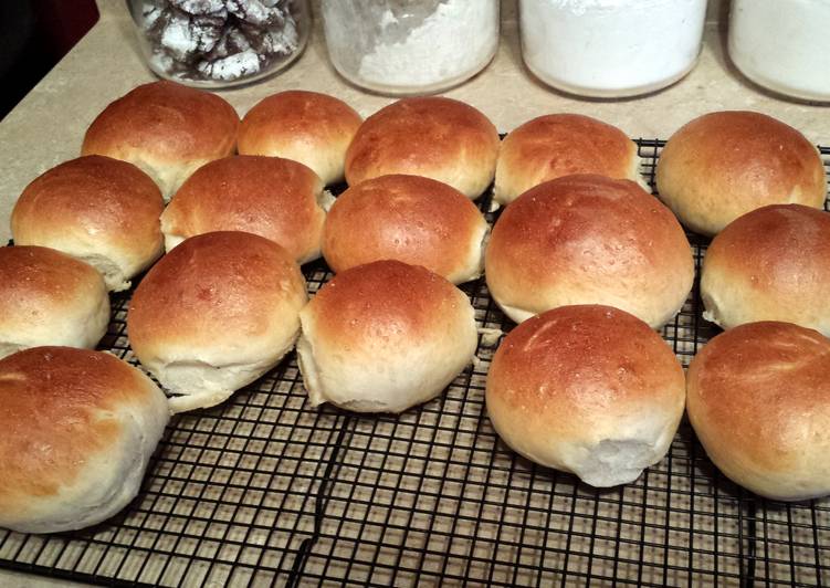 Step-by-Step Guide to Cook Tasty Kaiser rolls