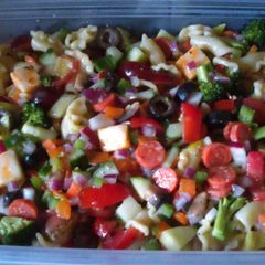 Garden supreme pasta salad A picture of Garden supreme pasta salad.