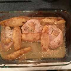 A picture of Curry n Applesauce Porkchops w/Potatoes.