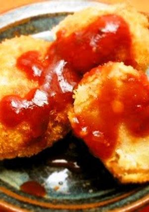A picture of Nikujaga Croquettes with Frozen Beef Soboro.