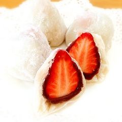 A picture of For Mother's Day! Strawberry Daifuku For Beginners.