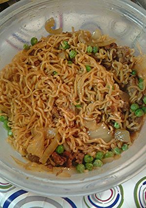 A picture of Ramen and sausage.
