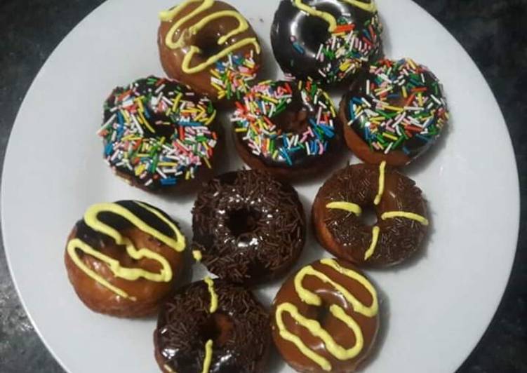 How to Prepare Homemade Chocolate donuts