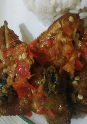 Foto resep Ayam Penyet sambel mentah Pedas