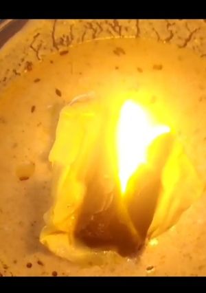 तंदूरी प्याज़ रायता (Tandoori Pyaz raita recipe in Hindi) रेसिपी मुख्य फोटो