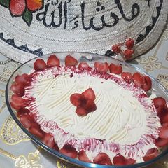 A picture of Strawberry cream desert.
