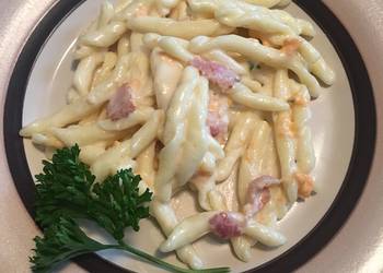 The New Way Cooking Recipe Bacon and three cheese carbonara with strozzapreti pasta Restaurant Style