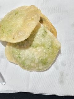 কড়াইশুঁটির কচুরি(koraisutir kachori recipe in bengali) রেসিপির প্রধান ছবি