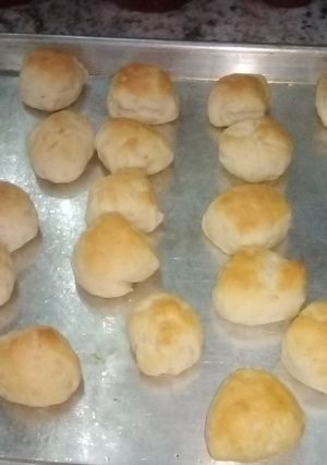A picture of Mac's rolls.