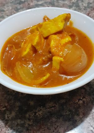 A picture of Paneer do pyaza.
